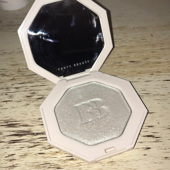 Fenty Beauty Other - LOWEST PRICE💙❄️Fenty Killawatt Chillz❄️💙